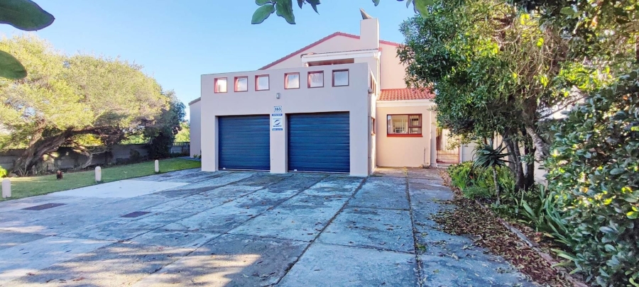 4 Bedroom Property for Sale in Franskraal Western Cape
